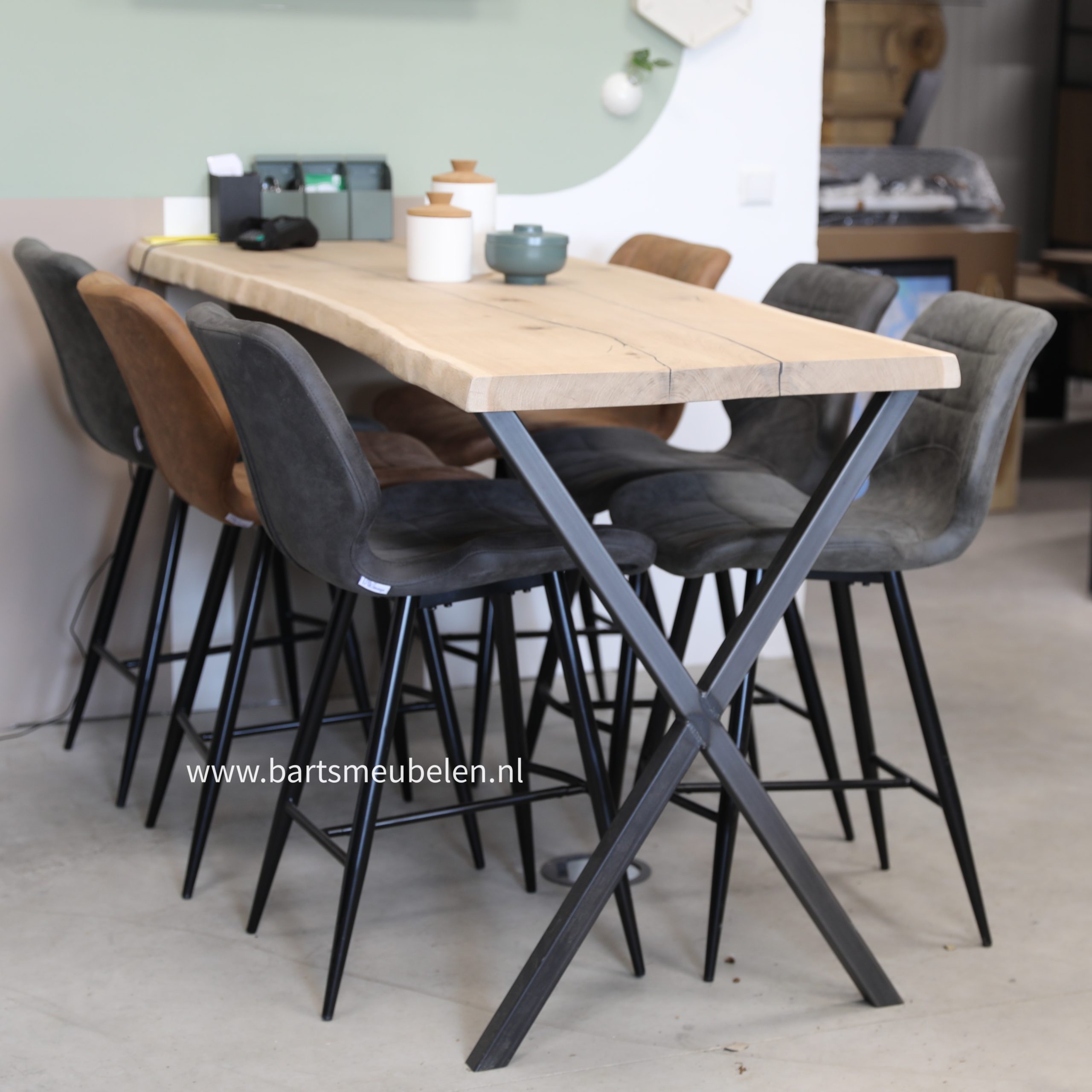 eikenhouten-boomstam-bartafel(40)