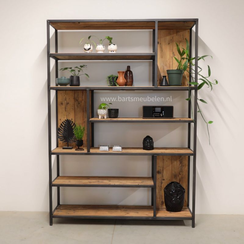 industriele kast dre met stalen frame