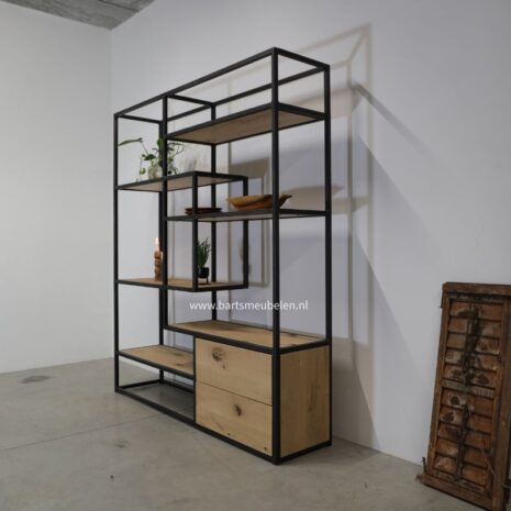 stalen kast met vakken 13.2 stalen kast met vakken