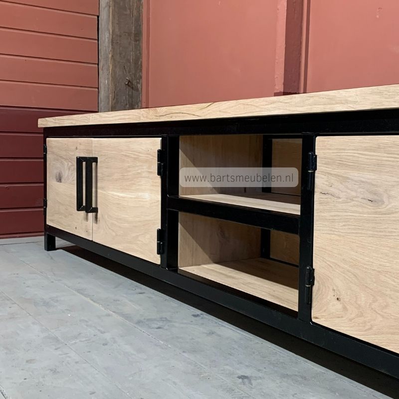 tv meubel industrieel eden stalen frame en eikenhout