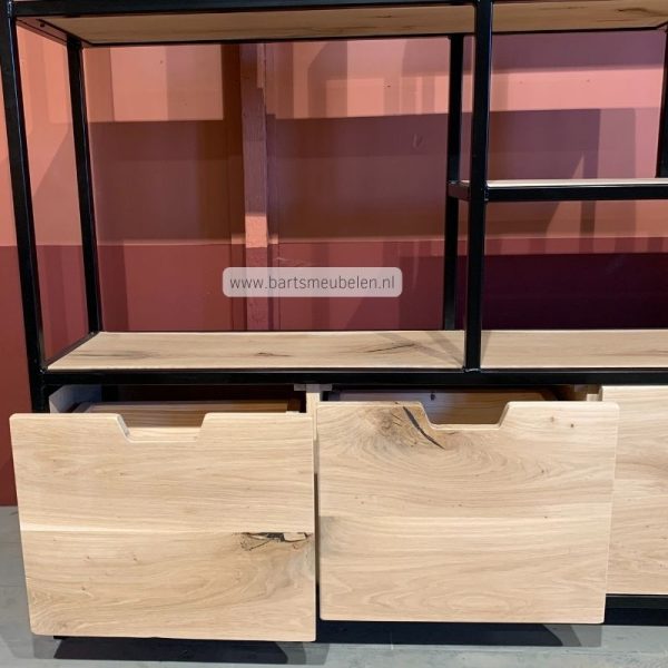 wandkast-industrieel-gerrit.5