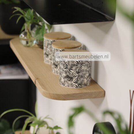 wandplank rond eiken 25.16 foto eikenhouten wandplank met ronde hoeken