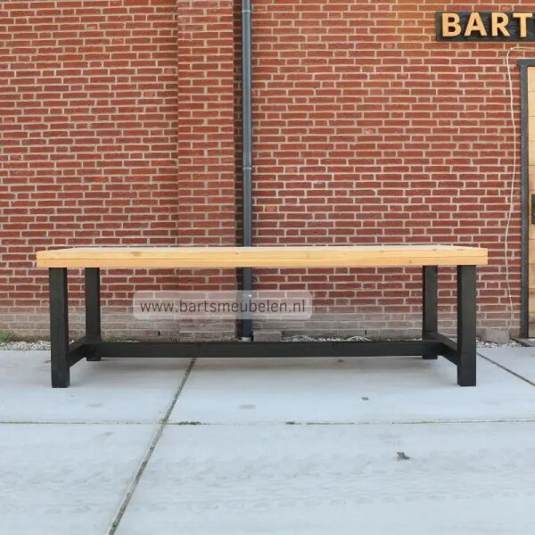 buitentafel vigo zwart onderstel