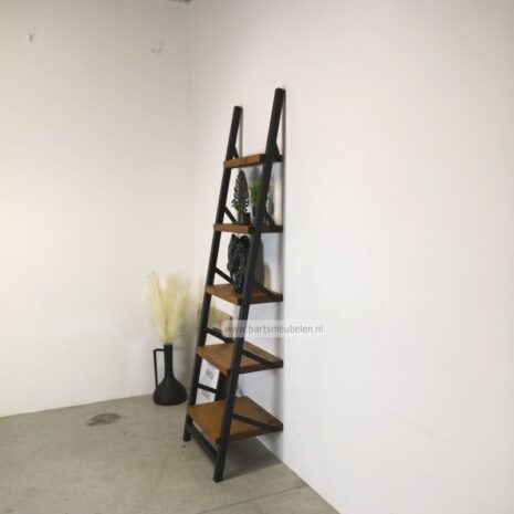 ladderkast gerookt eiken.10 industriele ladderkast gerookt eiken met staal