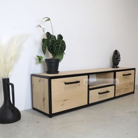 industriele tv kast cato