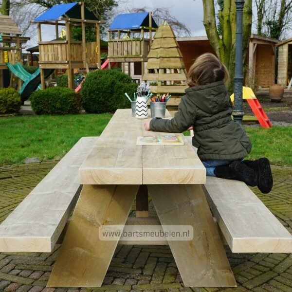 kinderpicknicktafel