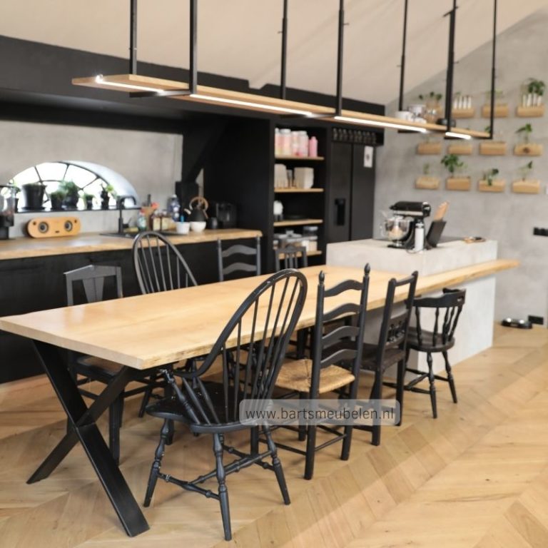 eikenhouten-boomstamtafel-kookeiland