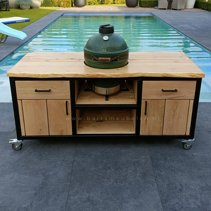 green egg buitenkeuken eikenhout en staal green-egg-buitenkeuken-eikenhout-en-staal