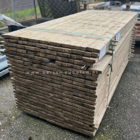 Steigerhouten plank smal 30x62mm 250cm lang old look Steigerhouten plank smal 30x62mm, 250cm lang old-look