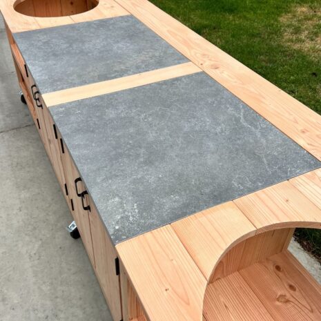 kamado tafel met keramische tegels 310x90