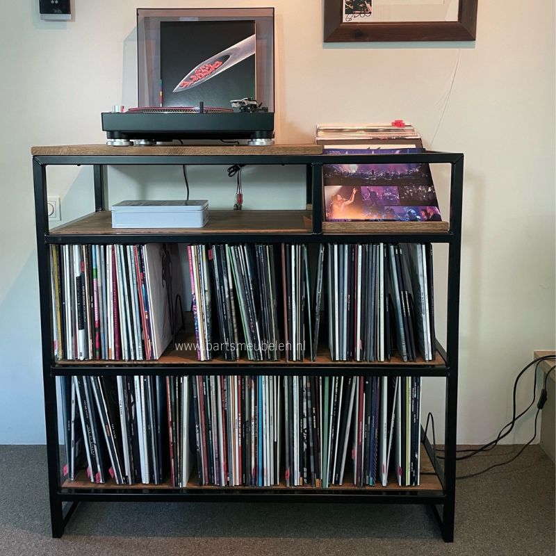 Platenspeler meubel industrieel op maat van eikenhout en staal