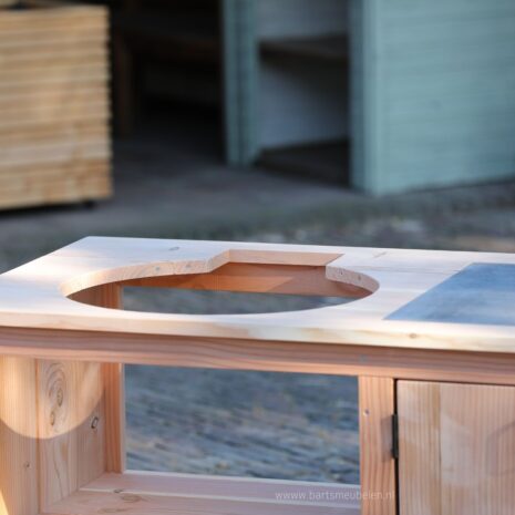 detailfoto Douglas buitenkeuken met tegel en lade voor Kamado Joe Classic 3