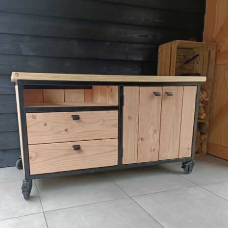 Douglas buitenkeuken industrieel Amsterdam Douglas buitenkeuken industrieel Amsterdam