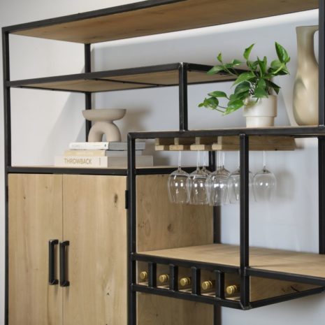 Wandkast industrieel Zaandam van eikenhout en staal - details