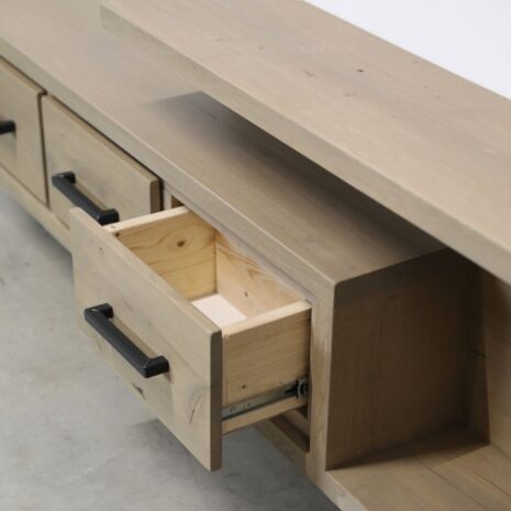 Zwevend eiken tv meubel met lades Do details