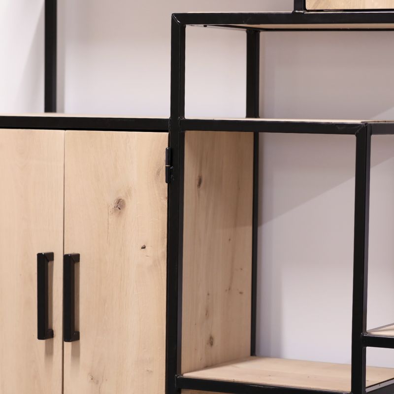 details vakkenkast eikenhout en staal 9 120cm breed x 200cm hoog matzwarte poedercoating op het staal details vakkenkast eikenhout en staal 9 - 120cm breed x 200cm hoog - matzwarte poedercoating op het staal