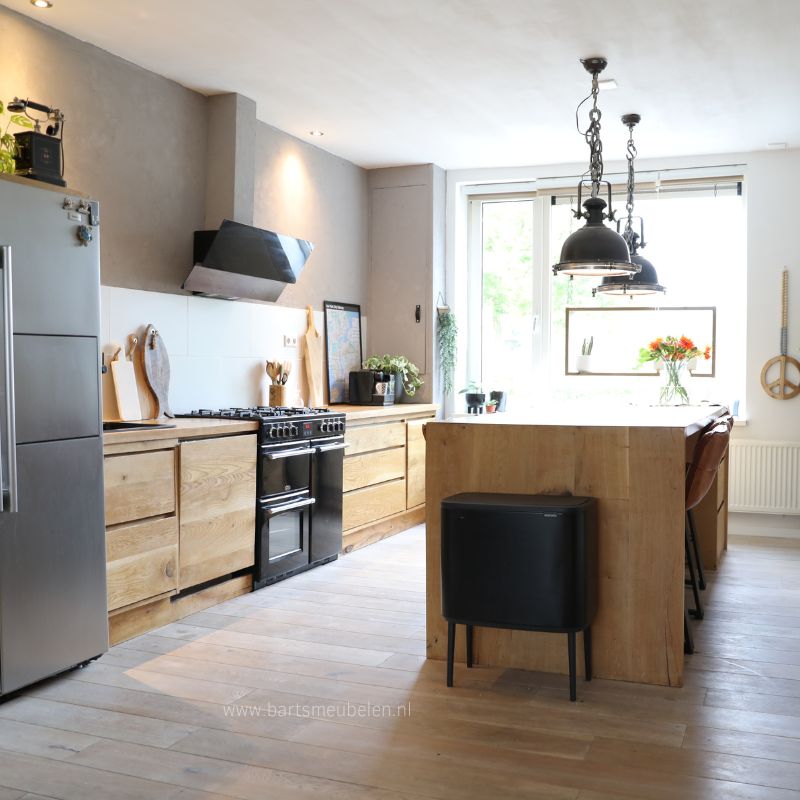 halfhoge bartafel van eikenhout op maat halfhoge bartafel van eikenhout op maat