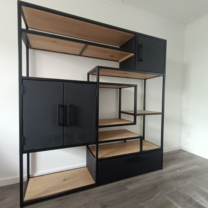 kast industrieel met vakken vakkenkast eikenhout en staal 8 zwart eiken en naturel eiken kast industrieel met vakken - vakkenkast eikenhout en staal 8 -zwart eiken en naturel eiken