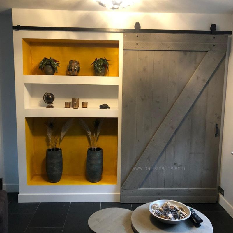 enkele schuifdeur van steigerhout met greywash enkele schuifdeur van steigerhout met greywash