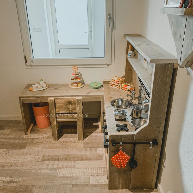 maatwerk speelmeubel van old look steigerhout hoek maatwerk speelmeubel van old-look steigerhout - hoek