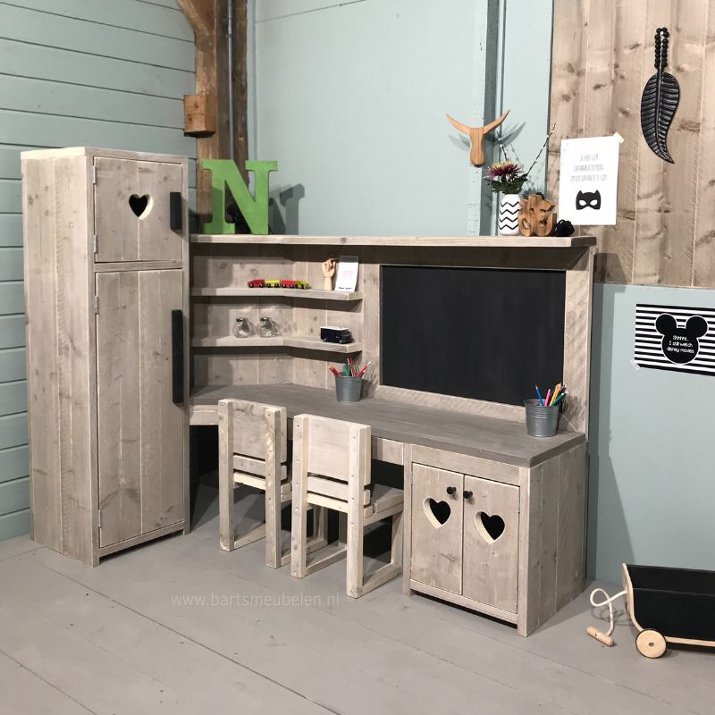 speeltafel hoek 2 6 jaar van steigerhout met grey wash blad speeltafel hoek 2-6 jaar van steigerhout met grey wash blad