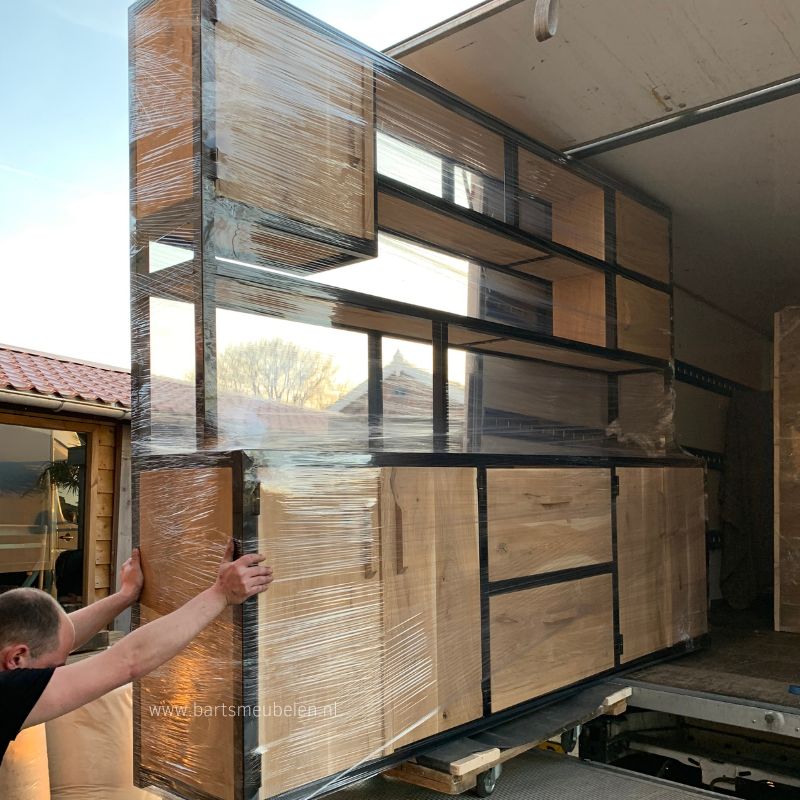 woonkamerkasten op maat geleverd door ons eigen transport woonkamerkasten op maat geleverd door ons eigen transport