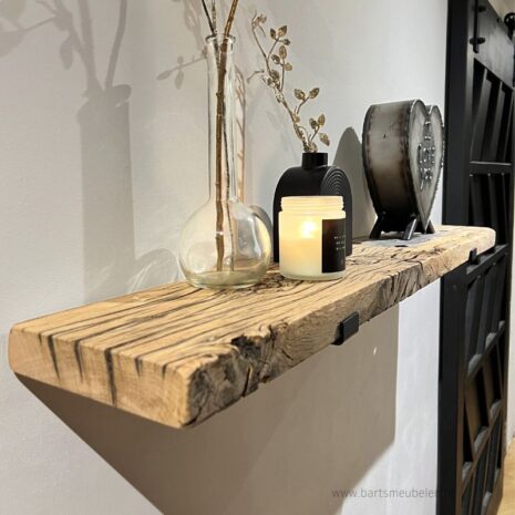 Wandplank oud eiken spoorbiels 4cm + plankdragers zwart