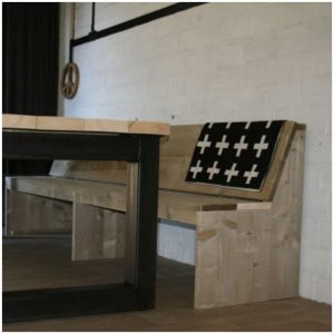 Steigerhouten bank voor tegen de muur thijs