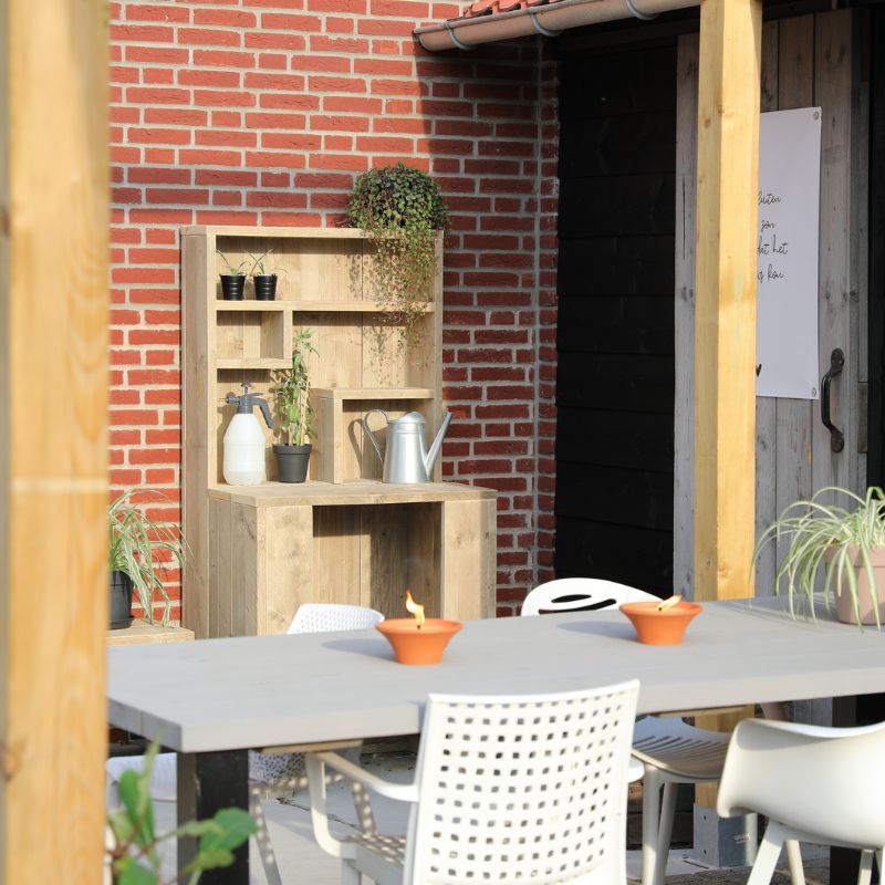 sfeerafbeelding steigerhouten tuinkast sfeerafbeelding steigerhouten tuinkast