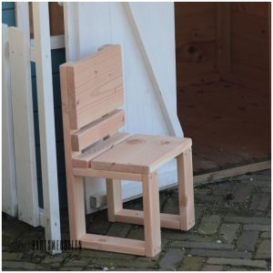 sfeerfoto douglas houten stoeltje peuters