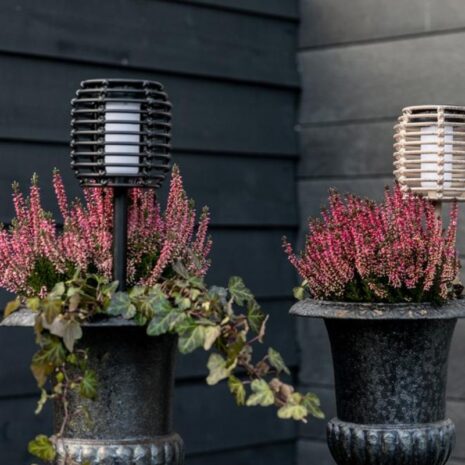 Solar tuinfakkel zwart sfeerfoto- Jens Living