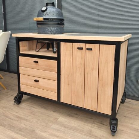 eucalyptus buitenkeuken op wielen met compact kamado en pizzaoven met stalen frame