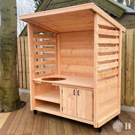 Buitenkeuken met overkapping Napels van douglashout Buitenkeuken met overkapping Napels van douglashout