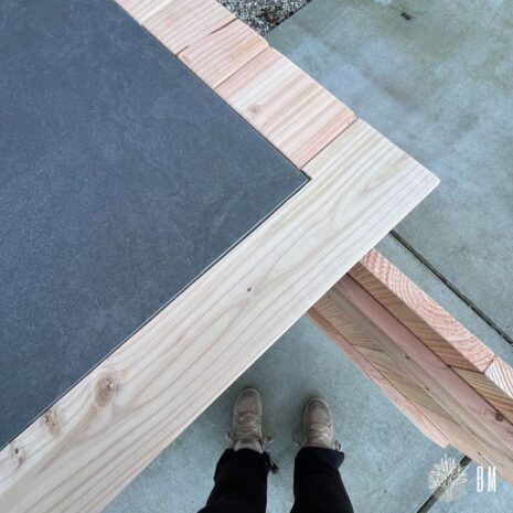 detailfoto buitenkeuken douglashout en staal goes